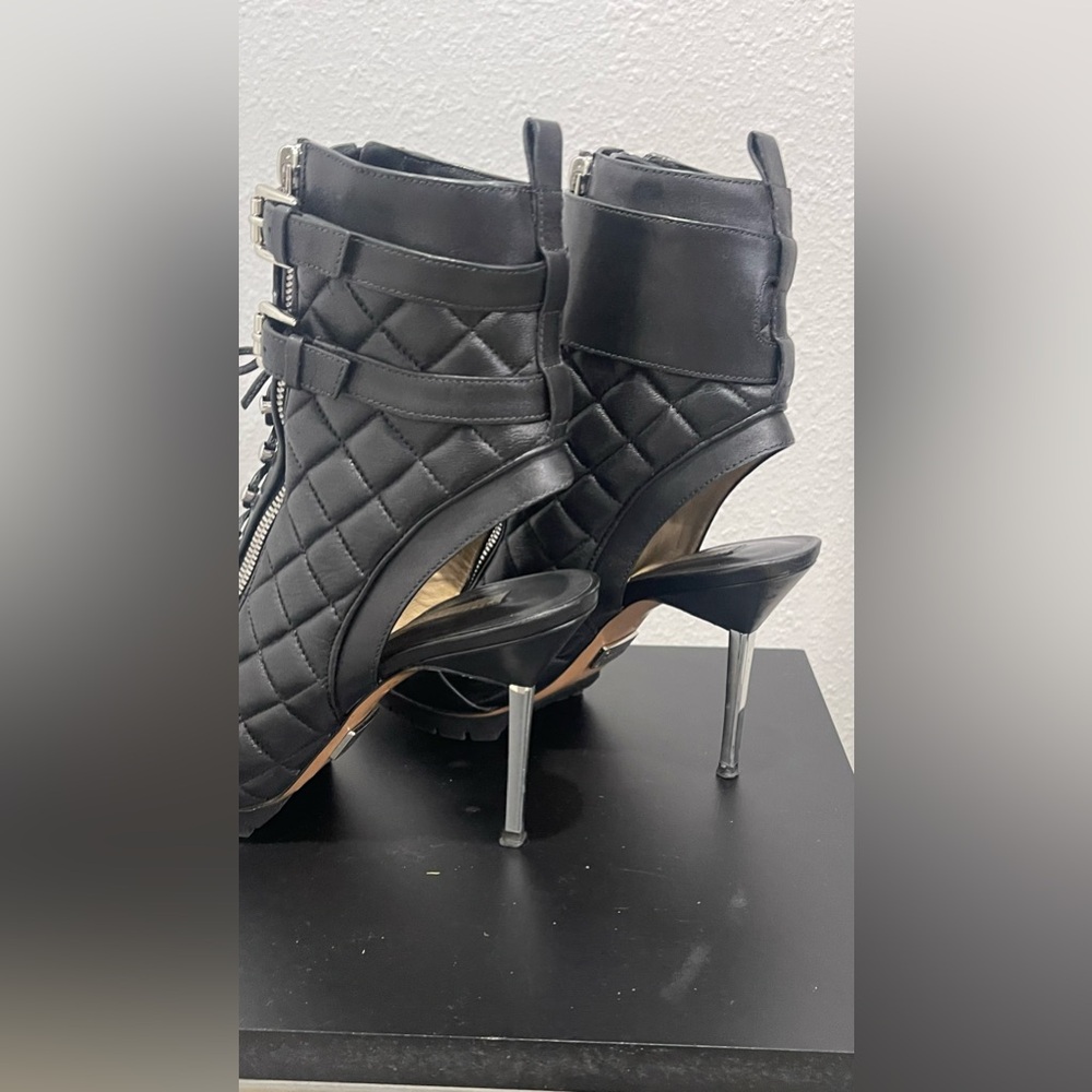 Michael Kors Black Quilted Lace Up Zip Stiletto Bootie Boots - Picture 11 of 15